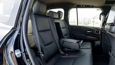Toyota Land Cruiser LC300 VX 3.5P AT MY2025 – BLACK-15