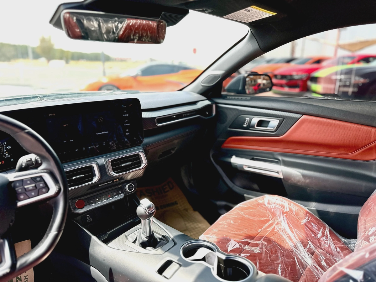 2024 Ford Mustang Ecoboost Premium-2-2