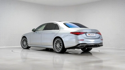 Mercedes-Benz S-Class S 500-9