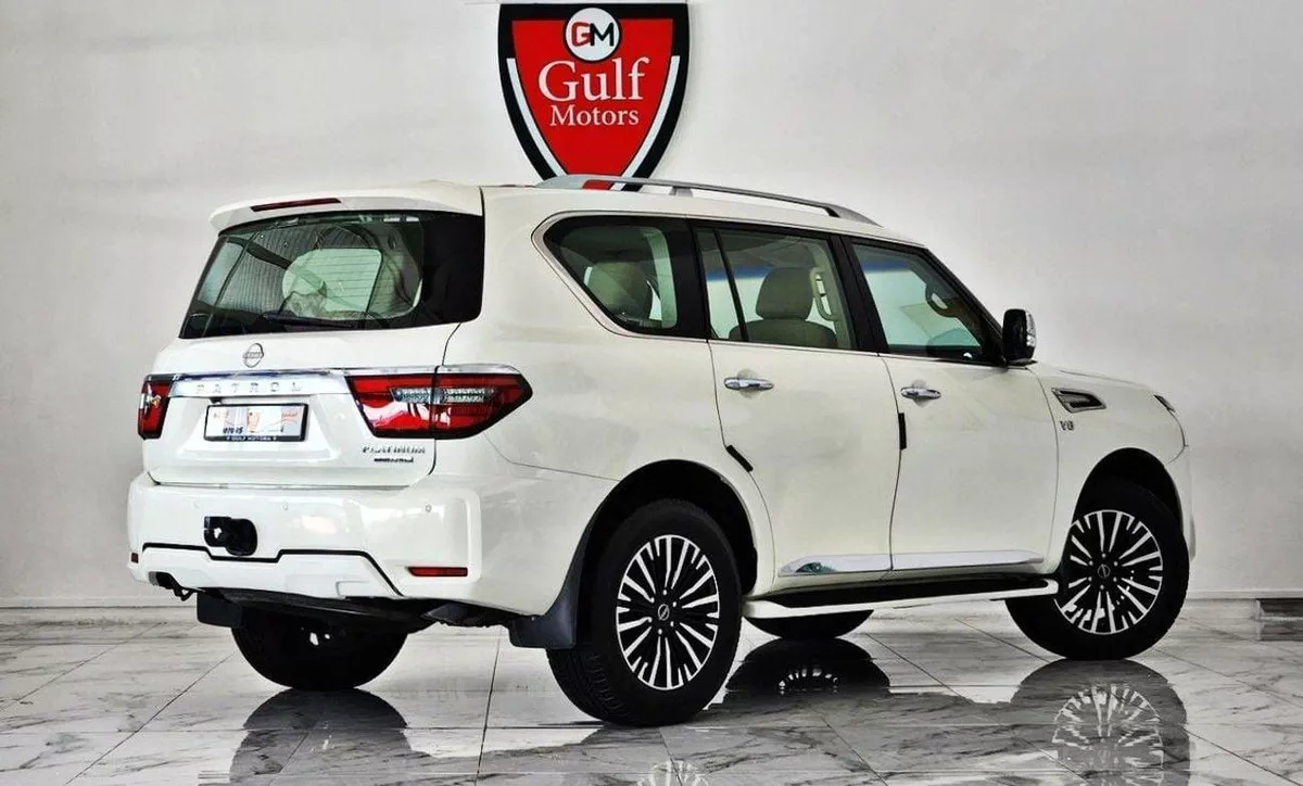 Nissan Patrol LE PLATINUM SE T1 5.6L 5.6L-8CYL UPGRADED WITH 2023 KIT - EXCELLENT CONDITION-2-0