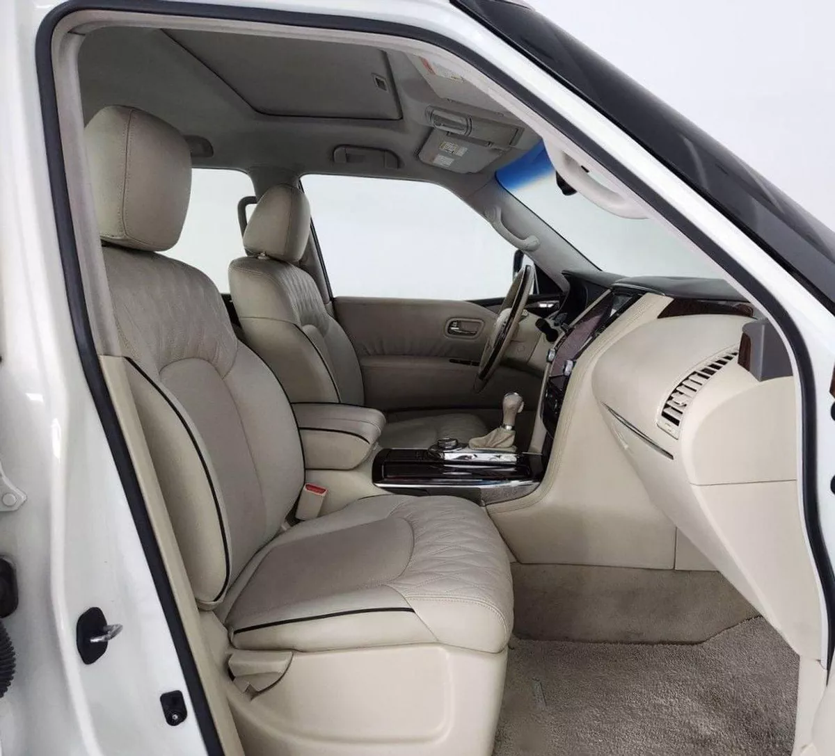 Nissan Patrol LE PLATINUM SE T1 5.6L 5.6L-8CYL UPGRADED WITH 2023 KIT - EXCELLENT CONDITION-7-0