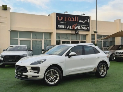 (2020) PORSCHE //MACAN// GCC FULL OPTION -ORIGINAL PAINT--0