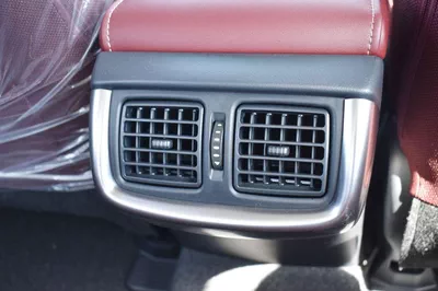 Toyota Hilux SGLX 2.7L V4 PETROL MANUL-14