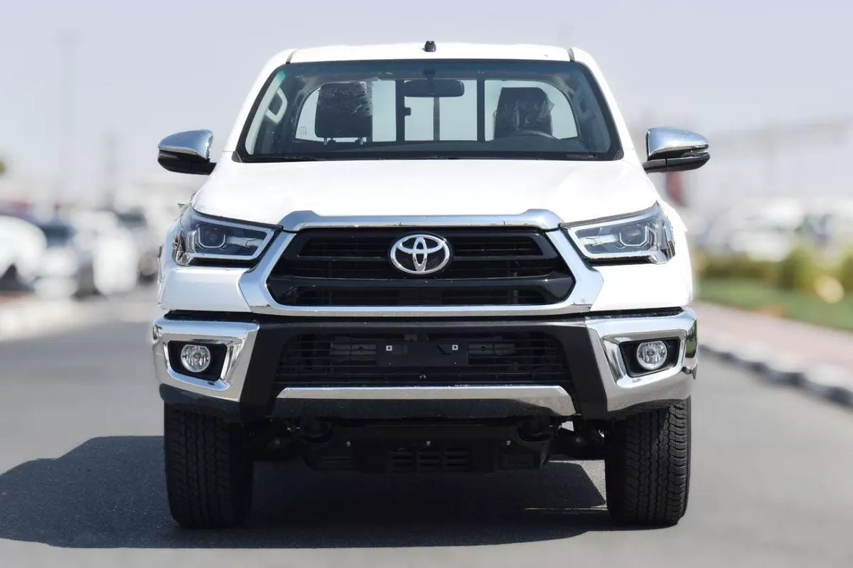Toyota Hilux SGLX 2.7L V4 PETROL MANUL-1-0