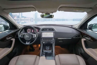 Jaguar F-PACE Prestige 2020 GCC specs-8