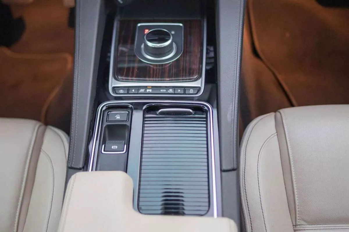 Jaguar F-PACE Prestige 2020 GCC specs-12-0