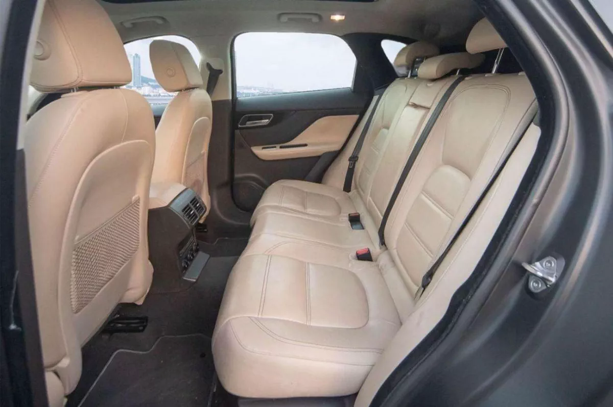 Jaguar F-PACE Prestige 2020 GCC specs-19-0