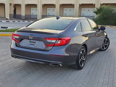 Honda Accord Sport 2020 US Specs - Low Mileage  Pristine Condition Perfect Family Sedan-18
