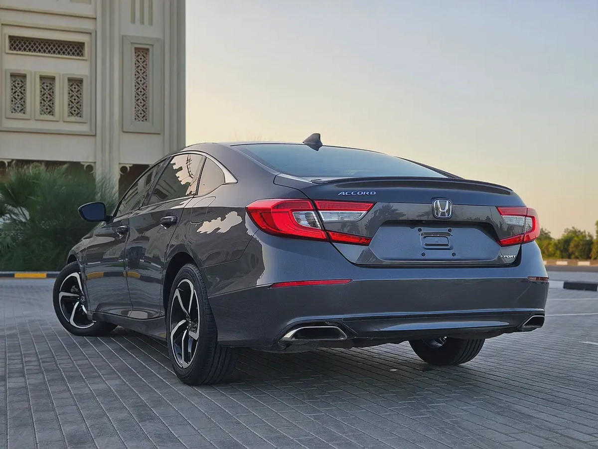 Honda Accord Sport 2020 US Specs - Low Mileage  Pristine Condition Perfect Family Sedan