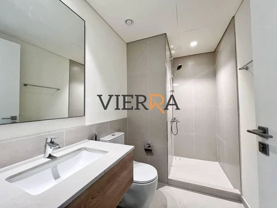Brand New l Spacious l Prime Location-13