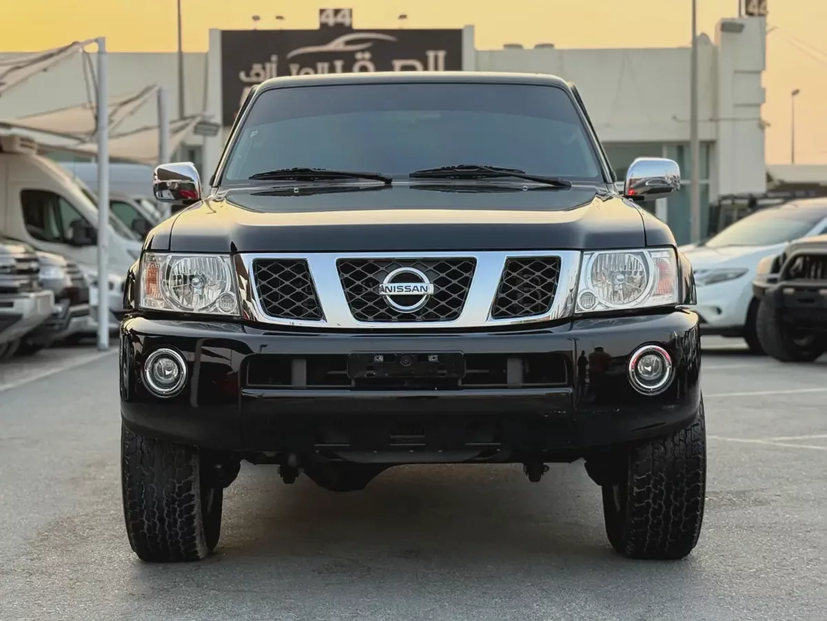 Nissan Patrol Safari 2021 GCC - Good Condition-1-1