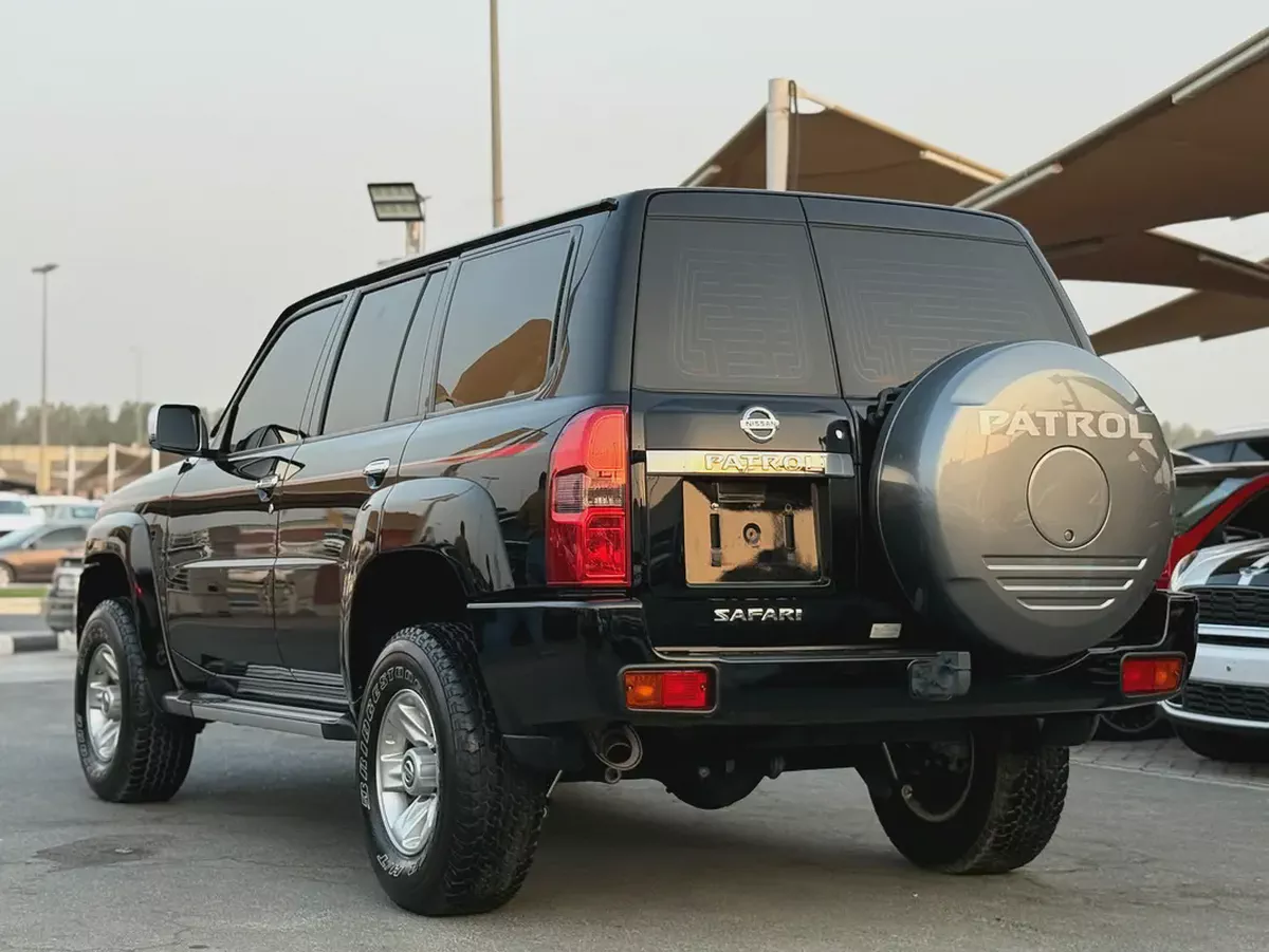 Nissan Patrol Safari 2021 GCC - Good Condition-3-3
