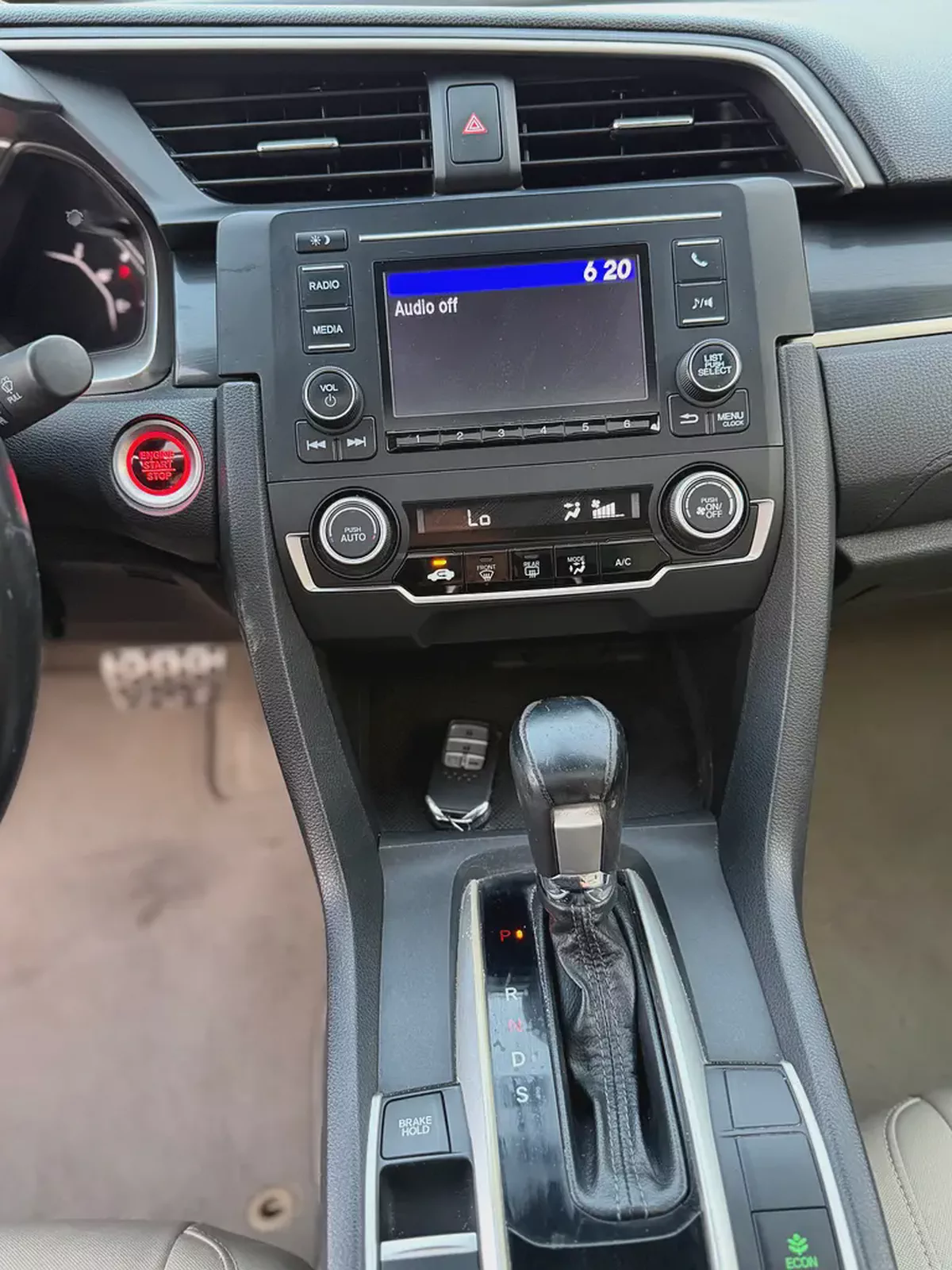 HONDA CIVIC—2020–GCC—FULL OPTION_FREE ACCIDENT—LOW MILAGE ——EXCELLENT CONDITION-9-9