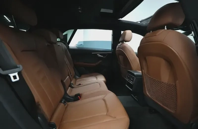 Audi Q8 55 TFSI quattro-8