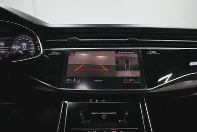 Audi Q8 55 TFSI quattro-6