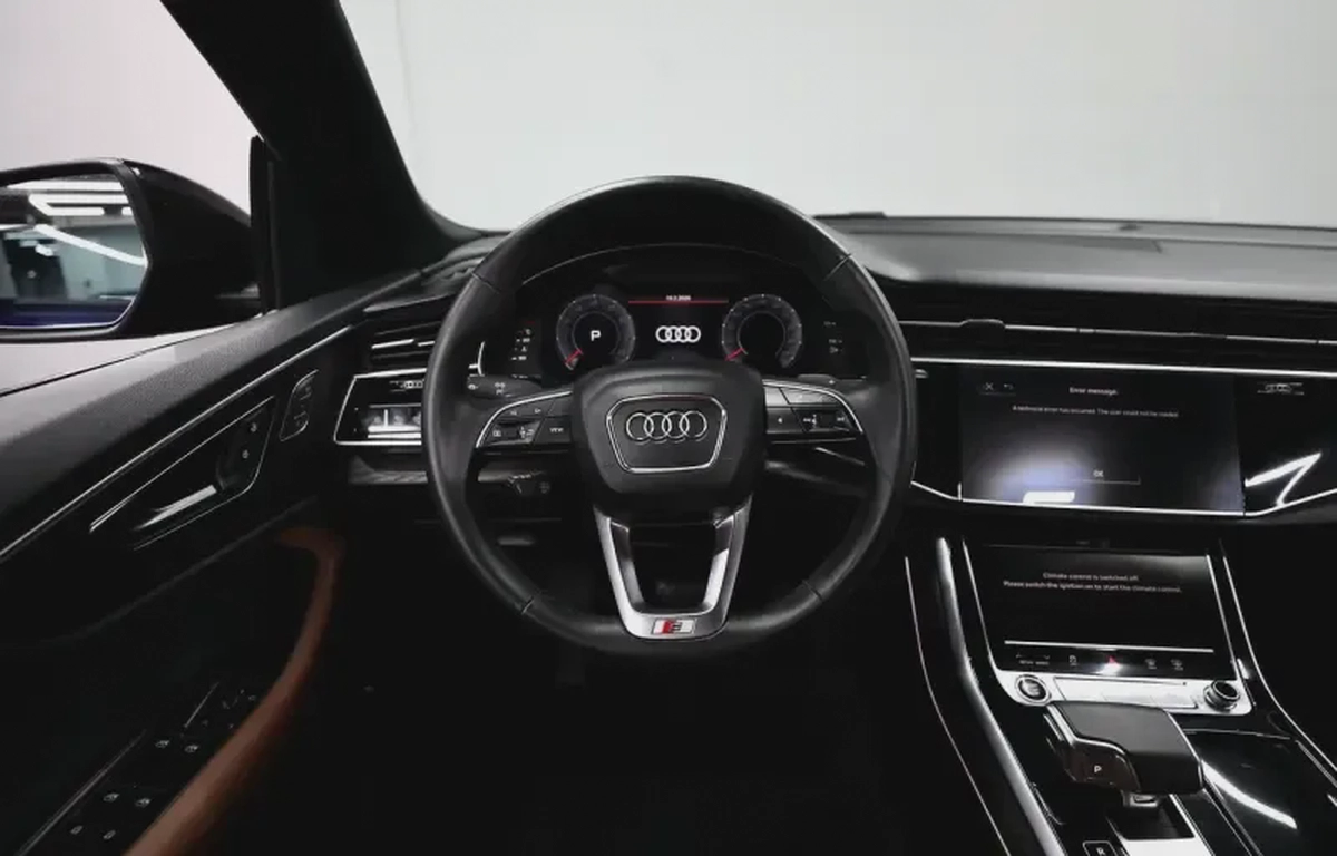 Audi Q8 55 TFSI quattro-7-7