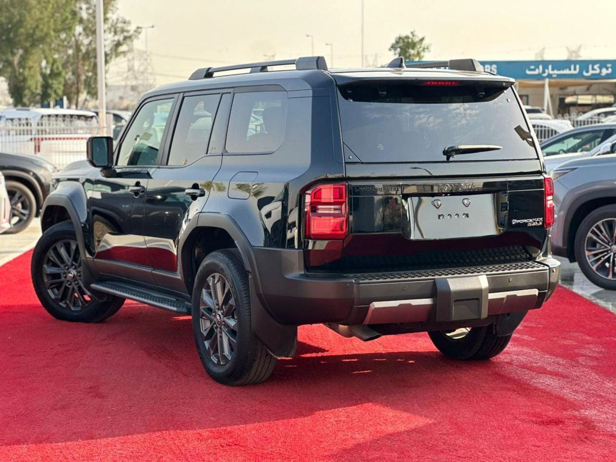 Toyota Prado Adventure Dual Tone 2.4T Toyota Prado Hybrid 2.4T Adventure Full option 5 seats-2-2