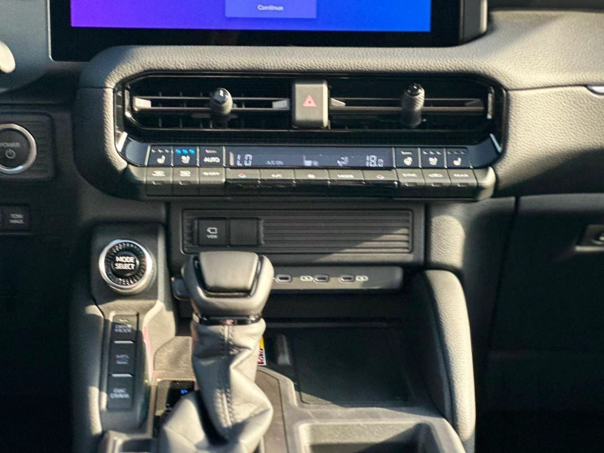 Toyota Prado Adventure Dual Tone 2.4T Toyota Prado Hybrid 2.4T Adventure Full option 5 seats-17-17