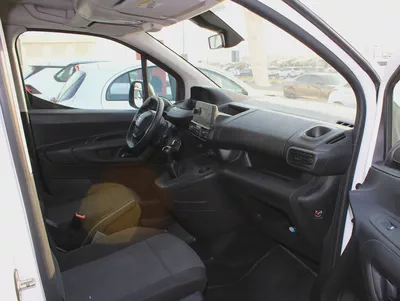 Peugeot Rifter 2022 GCC Specs-9