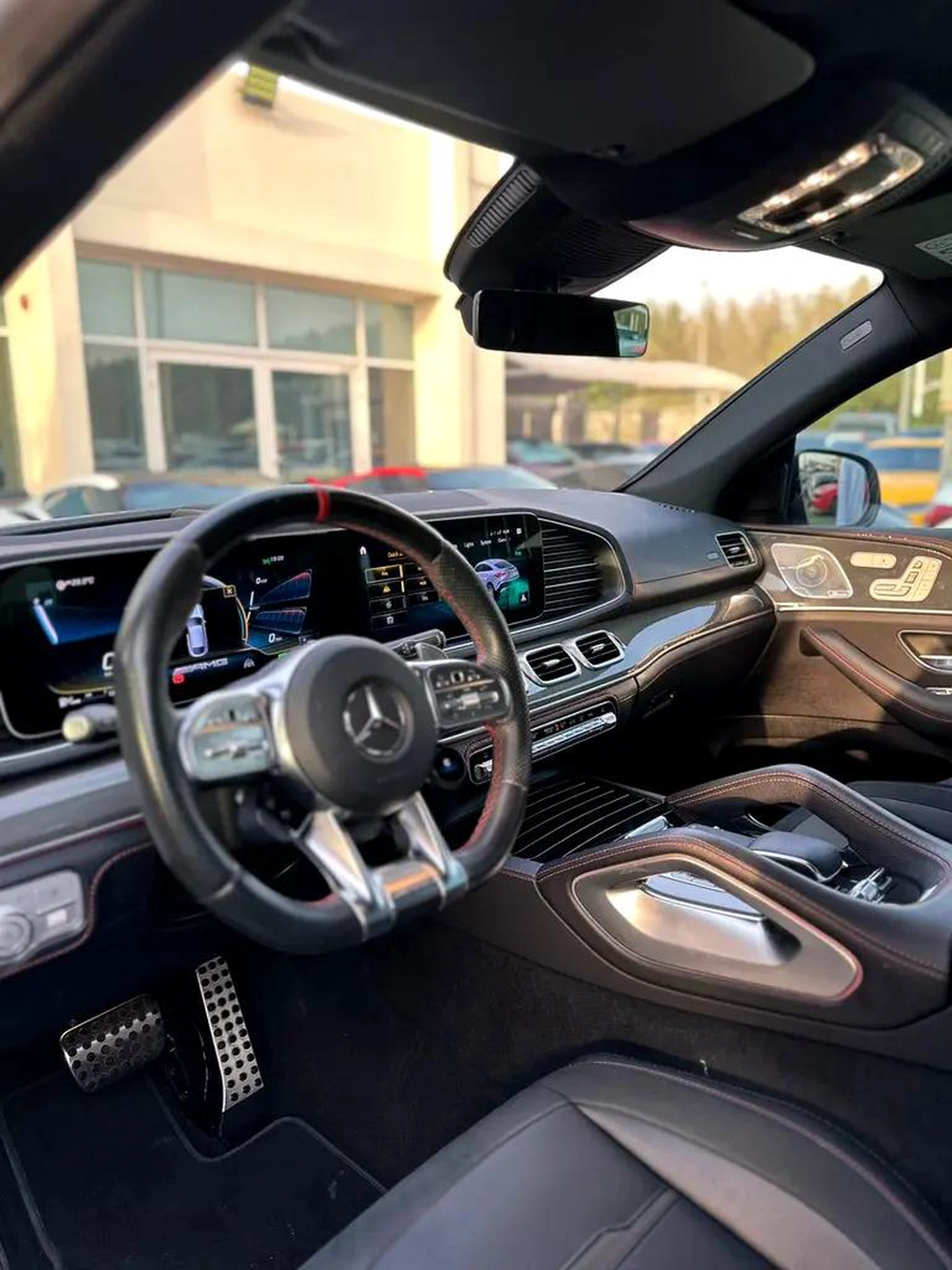 MERCEDES BENZ AMG GLE53 GCC FULL OPTION ORIGINAL PAINT FULL SERVICE HISTORY UNDER WARRANTY PERFECT C-3-3