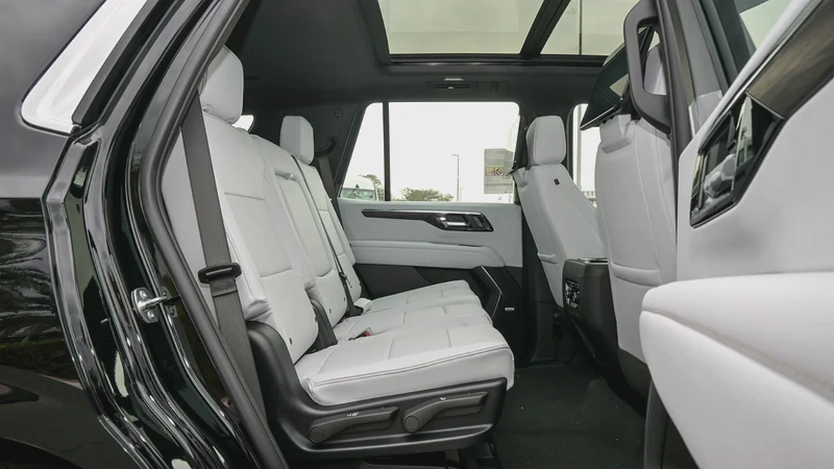 CHEVROLET TAHOE Premier AWD 5.3L V8 - 2025 (Export)-11-11