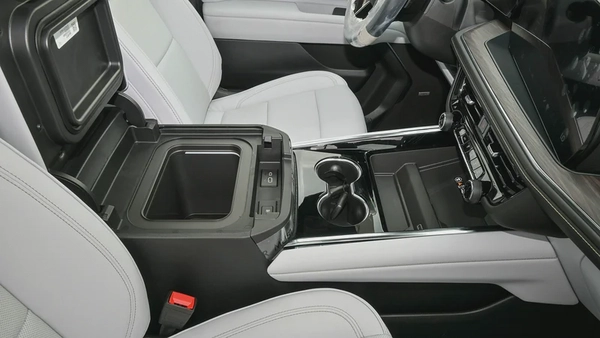CHEVROLET TAHOE Premier AWD 5.3L V8 - 2025 (Export)