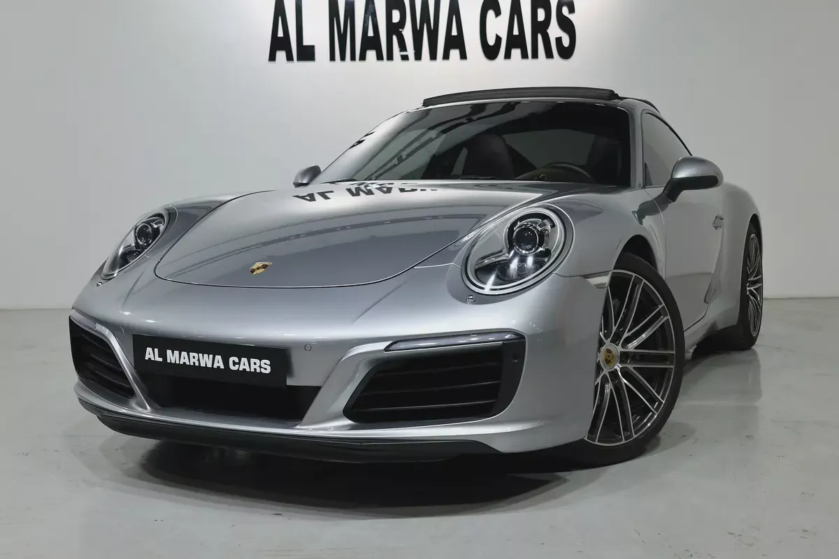 PORSCHE CARRERA 911 -2018 -FULL SERVICE HISTORY  -GCC SPECS-1-1