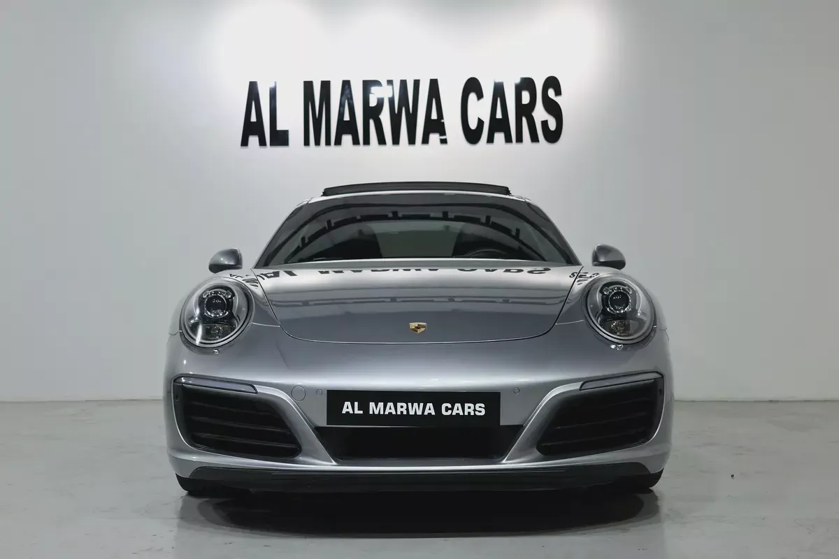 PORSCHE CARRERA 911 -2018 -FULL SERVICE HISTORY  -GCC SPECS-4-4