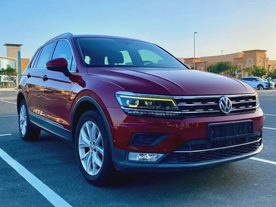 2017 Volkswagen Tiguan R-Line | GCC Specs | ACCIDNT free | top of the range-4