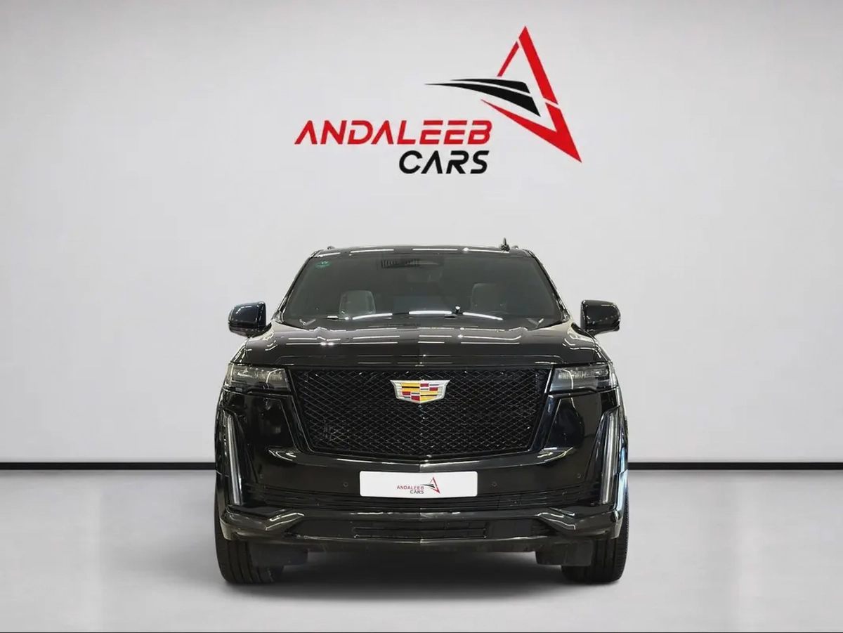 AED 3,520 P.M | 0% DOWN PAYMENT | CADILLAC ESCALADE SPORT LUXURY | 6.2L V8 4WD | FULL SERVICE HISTOR