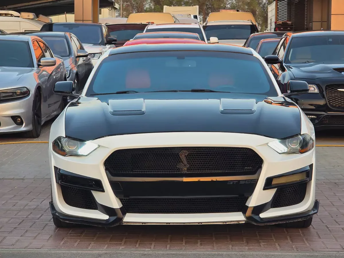فورد موستانج 2018 مواصفات امريكية GT ٨سلندر بحالة جيدة-1-1
