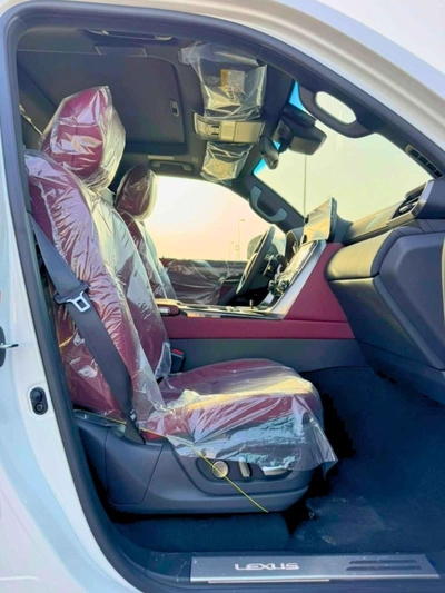 Lexus LX700h SIGNATURE | AUTOPARK | 3.5L HEV V6 | 360*CAMERA | SUNRROF | LETAHER WITH PWR SEATS (CODE # LX7S1)-12