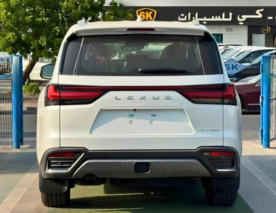 Lexus LX700h SIGNATURE | AUTOPARK | 3.5L HEV V6 | 360*CAMERA | SUNRROF | LETAHER WITH PWR SEATS (CODE # LX7S1)-3