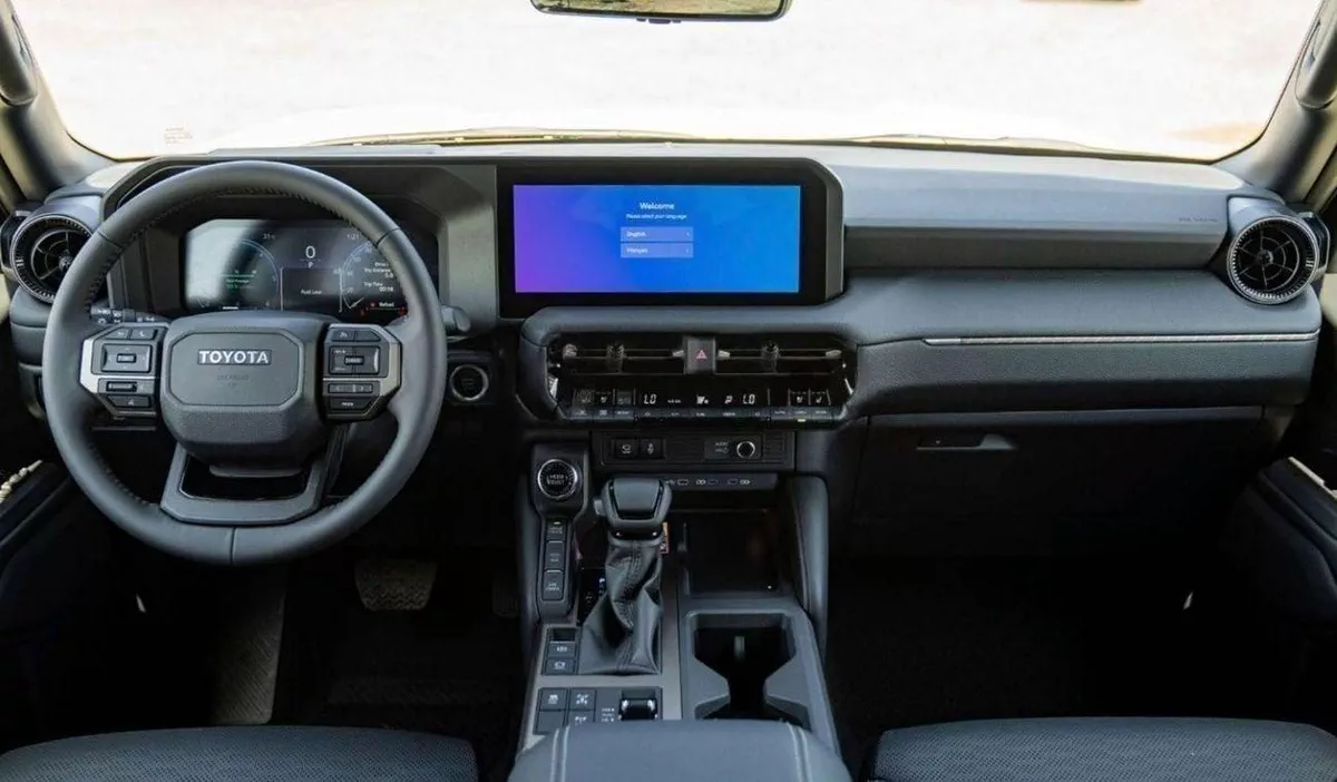 Toyota Prado ADVENTURE PRADO 250 2.4P AT FIRST EDITION MY2025 – SAND & GREY ROOF-9-0