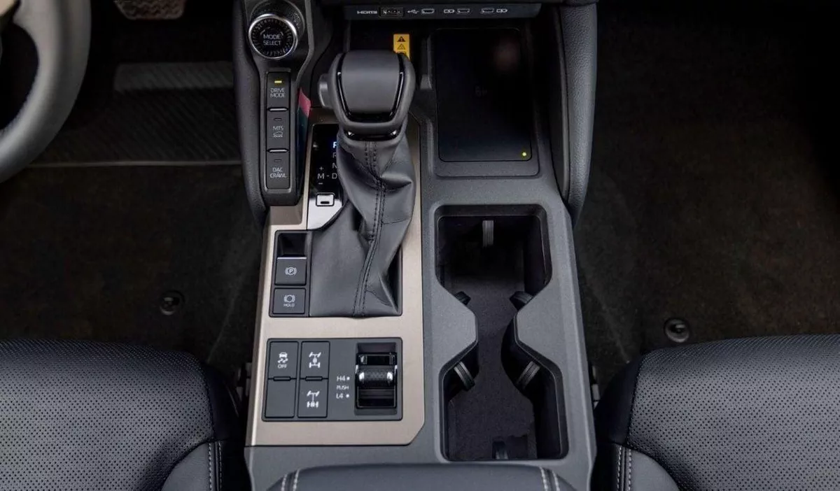 Toyota Prado ADVENTURE PRADO 250 2.4P AT FIRST EDITION MY2025 – SAND & GREY ROOF-11-0
