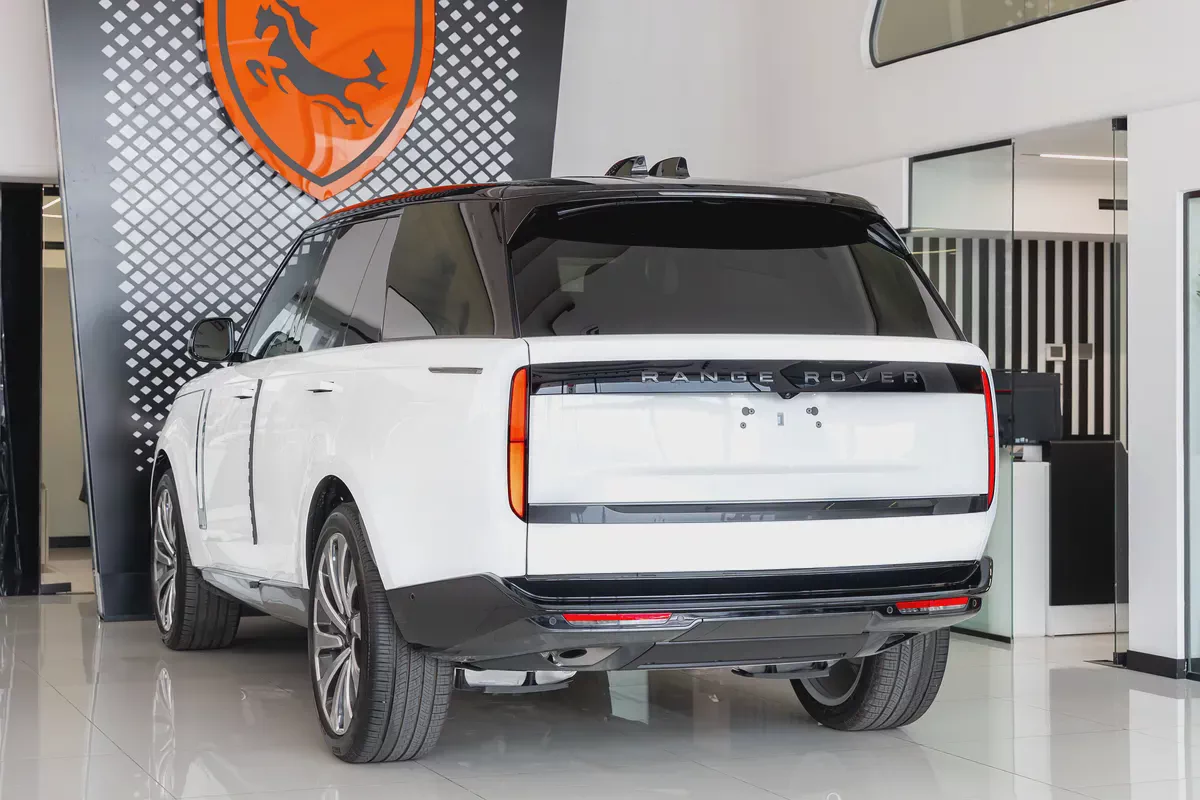 Range Rover Vogue P400 | HSE | AWD| 2026 | GCC Specs | (Export)-5-5