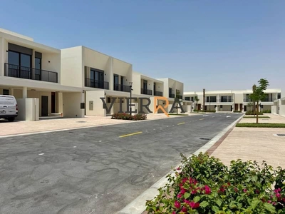 Brand New | Single Row | Close to Facilities-21