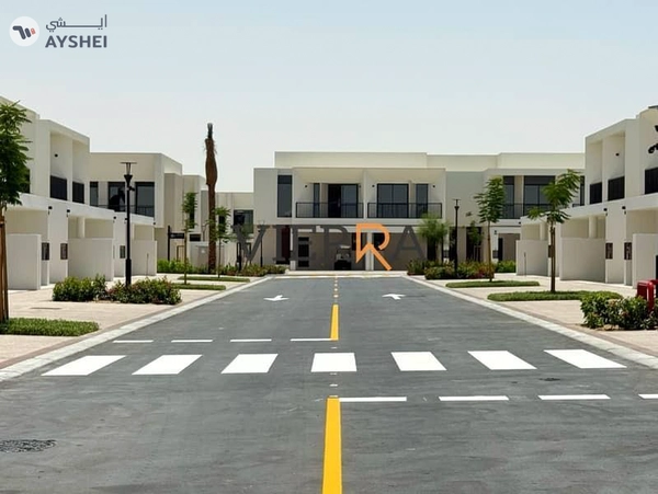 Brand New | Single Row | Close to Facilities