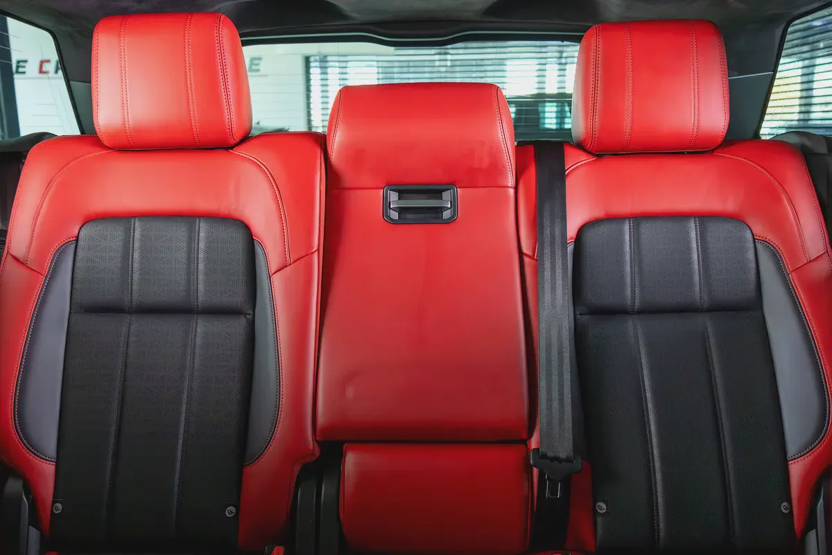 Range Rover Sport V8 Autobiography-GCC-Low Mileage-High Gloss Black Rims-Rear Seat Entertainment-19-19