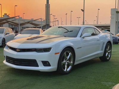(2015) CHEVROLET CAMARO //GCC//FULL OPTION//LOW MILLAGE//ORIGINAL PAINT//EXCELLENT CONDITION//-2