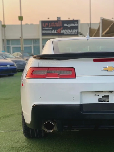 (2015) CHEVROLET CAMARO //GCC//FULL OPTION//LOW MILLAGE//ORIGINAL PAINT//EXCELLENT CONDITION//-7