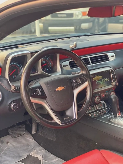 (2015) CHEVROLET CAMARO //GCC//FULL OPTION//LOW MILLAGE//ORIGINAL PAINT//EXCELLENT CONDITION//-10