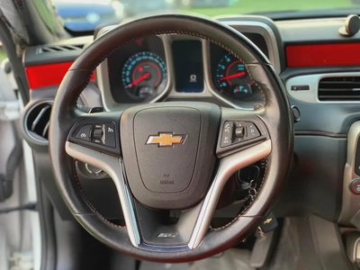 (2015) CHEVROLET CAMARO //GCC//FULL OPTION//LOW MILLAGE//ORIGINAL PAINT//EXCELLENT CONDITION//-12