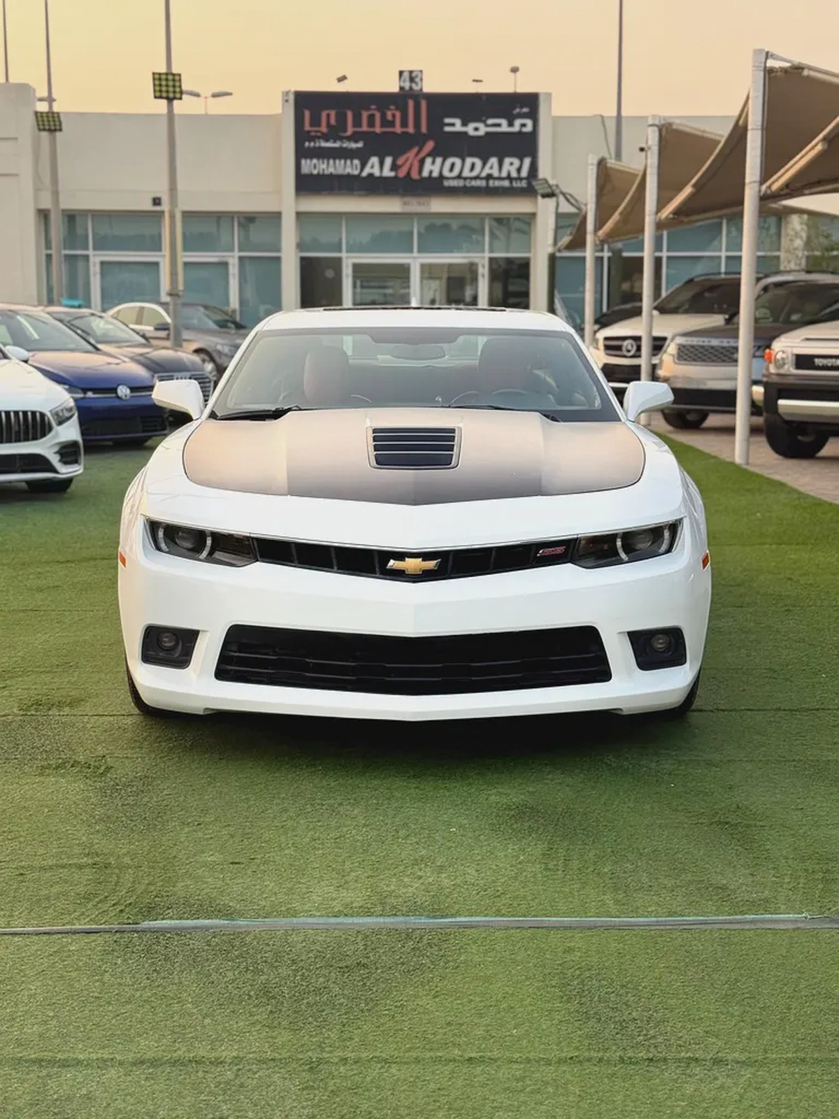 (2015) CHEVROLET CAMARO //GCC//FULL OPTION//LOW MILLAGE//ORIGINAL PAINT//EXCELLENT CONDITION//-5-5