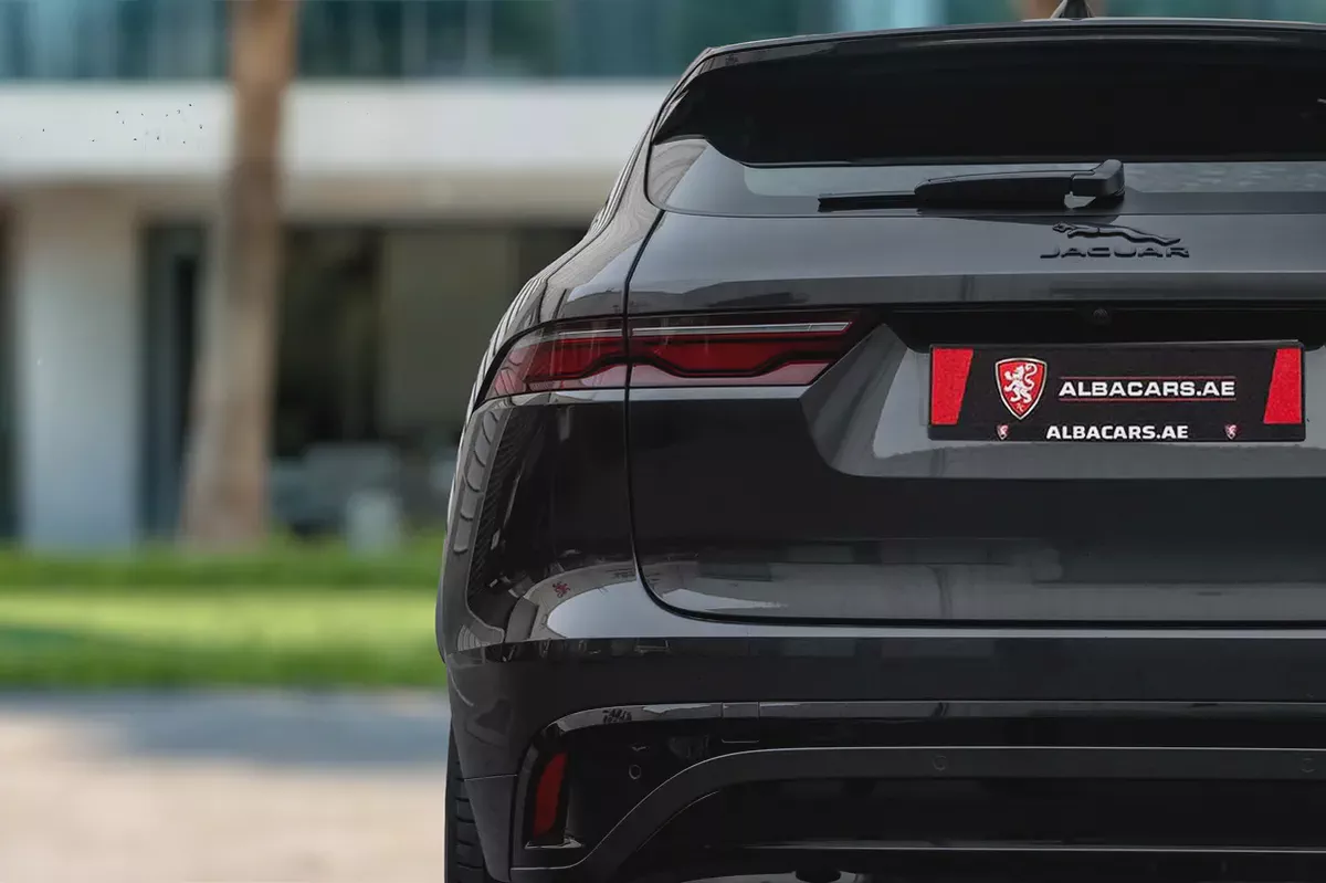 3,232 P.M |  F-Pace R-Dynamic | 0% Downpayment | Jaguar Warranty-5-5