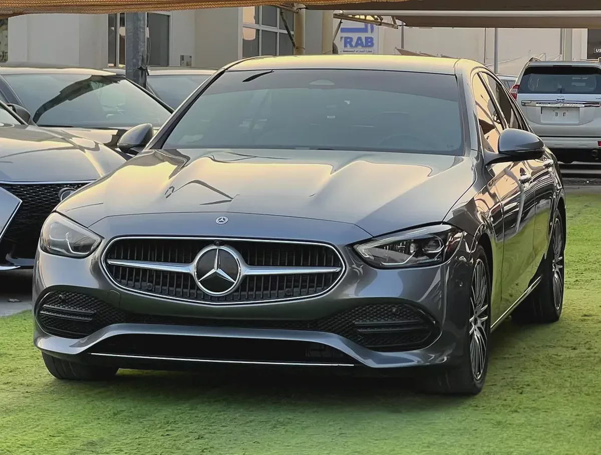 Mercedes c300 2023
مرسيدس C300 2023-2-2