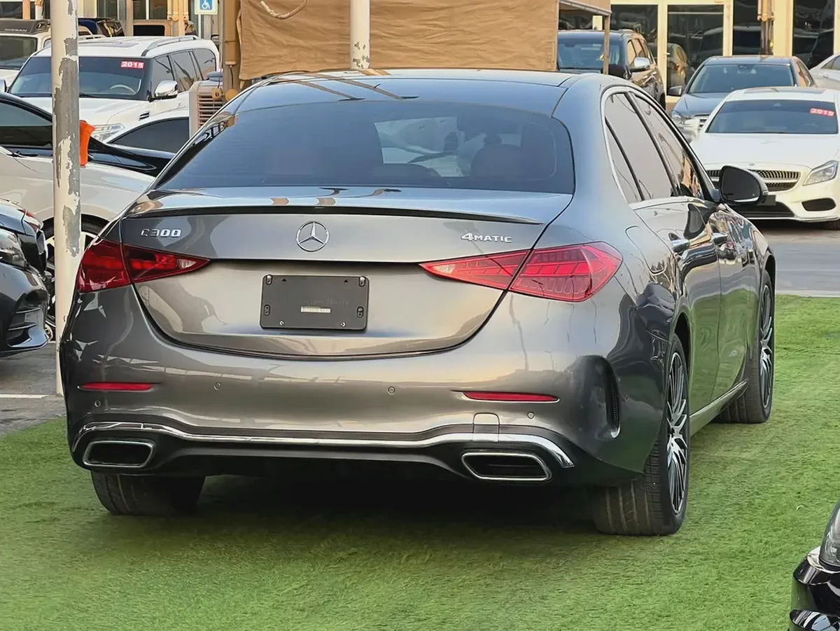 Mercedes c300 2023
مرسيدس C300 2023-4-4