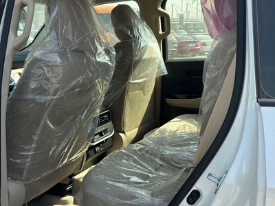 Toyota Land Cruiser GXR 3.5L-12