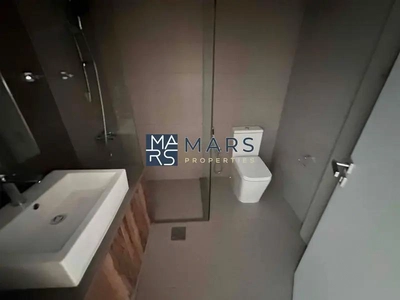 Brand new studio with gym pool and parking-12