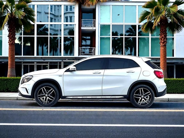 MERCEDES BENZ | GLA250 | 2.0L | 2017 | GCC | EXCELLET CONDITION